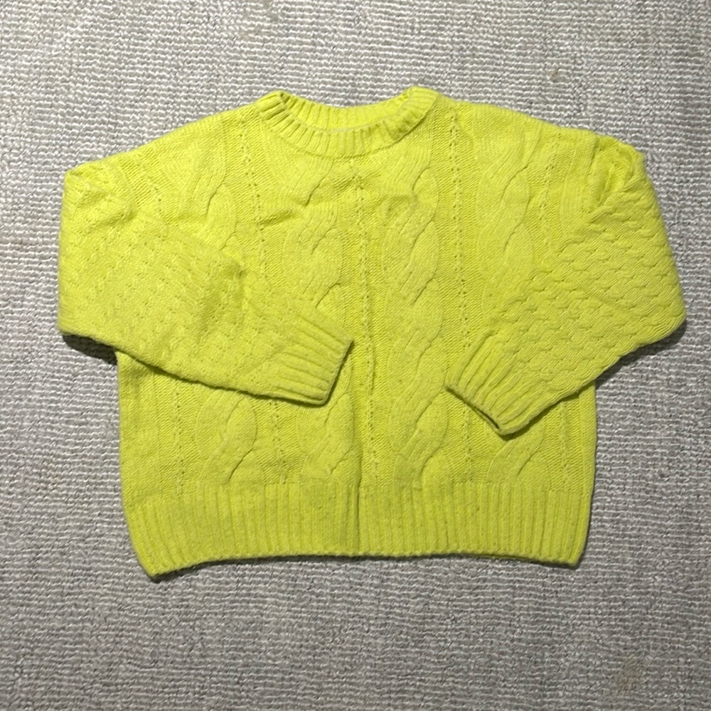 Closed Cable Knit Wool Boxy Sweater size Medium